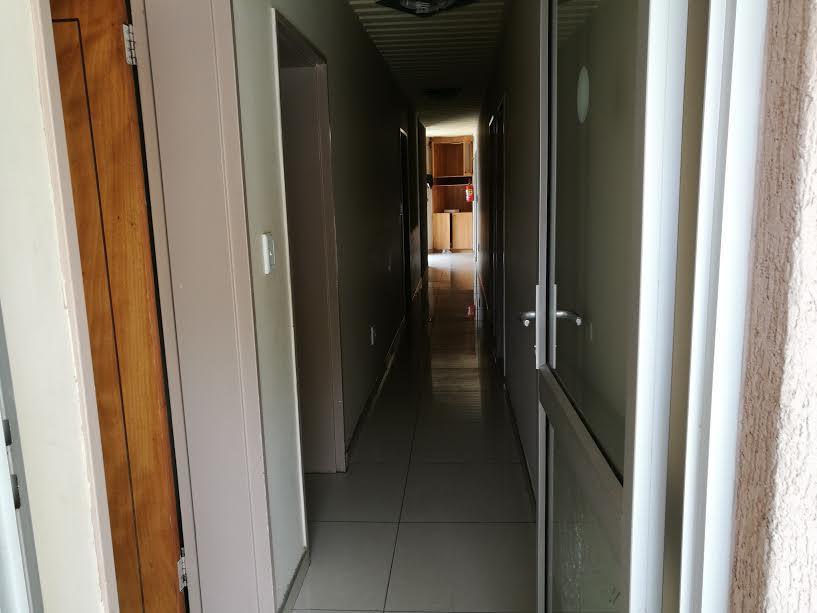 Pension Hotel Kamho Windhoek Eksteriør bilde